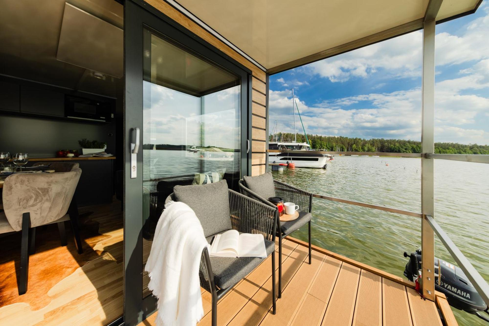 Domek Na Wodzie - Houseboat -Sauna, Taras Na Dachu, Dwie Sypialnie Mikołajki Exteriör bild