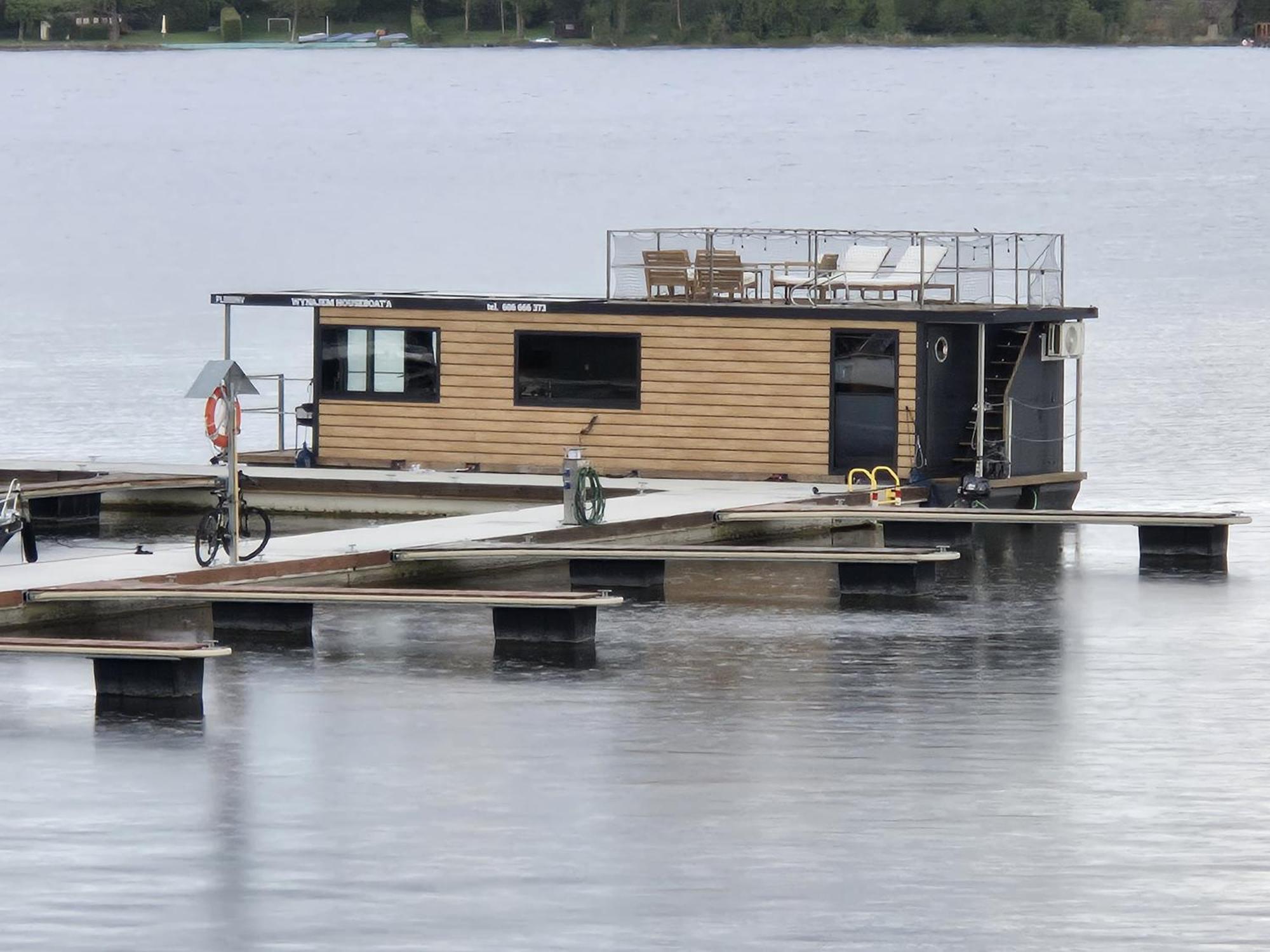 Domek Na Wodzie - Houseboat -Sauna, Taras Na Dachu, Dwie Sypialnie Mikołajki Exteriör bild