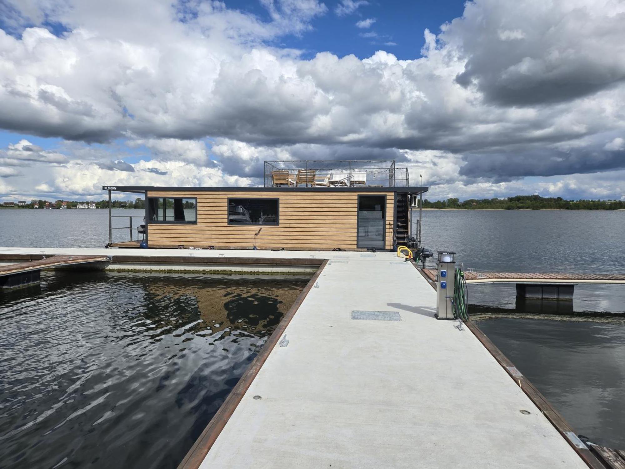 Domek Na Wodzie - Houseboat -Sauna, Taras Na Dachu, Dwie Sypialnie Mikołajki Exteriör bild